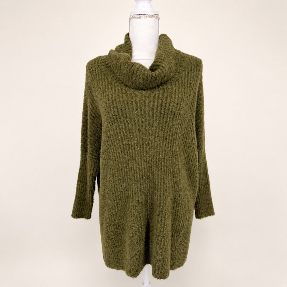 MERSEA OS Chalet Sweater Olive Green Cowl Neck Eyelash Knit Ribbed Oversized